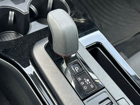 Used 2024 Toyota Prius Prime SE image 23