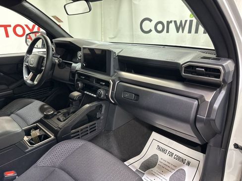 Used 2025 Toyota 4Runner SR5 image 13