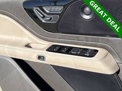 Used 2023 Lincoln Aviator Reserve w/ Equipment Group 201A image 36