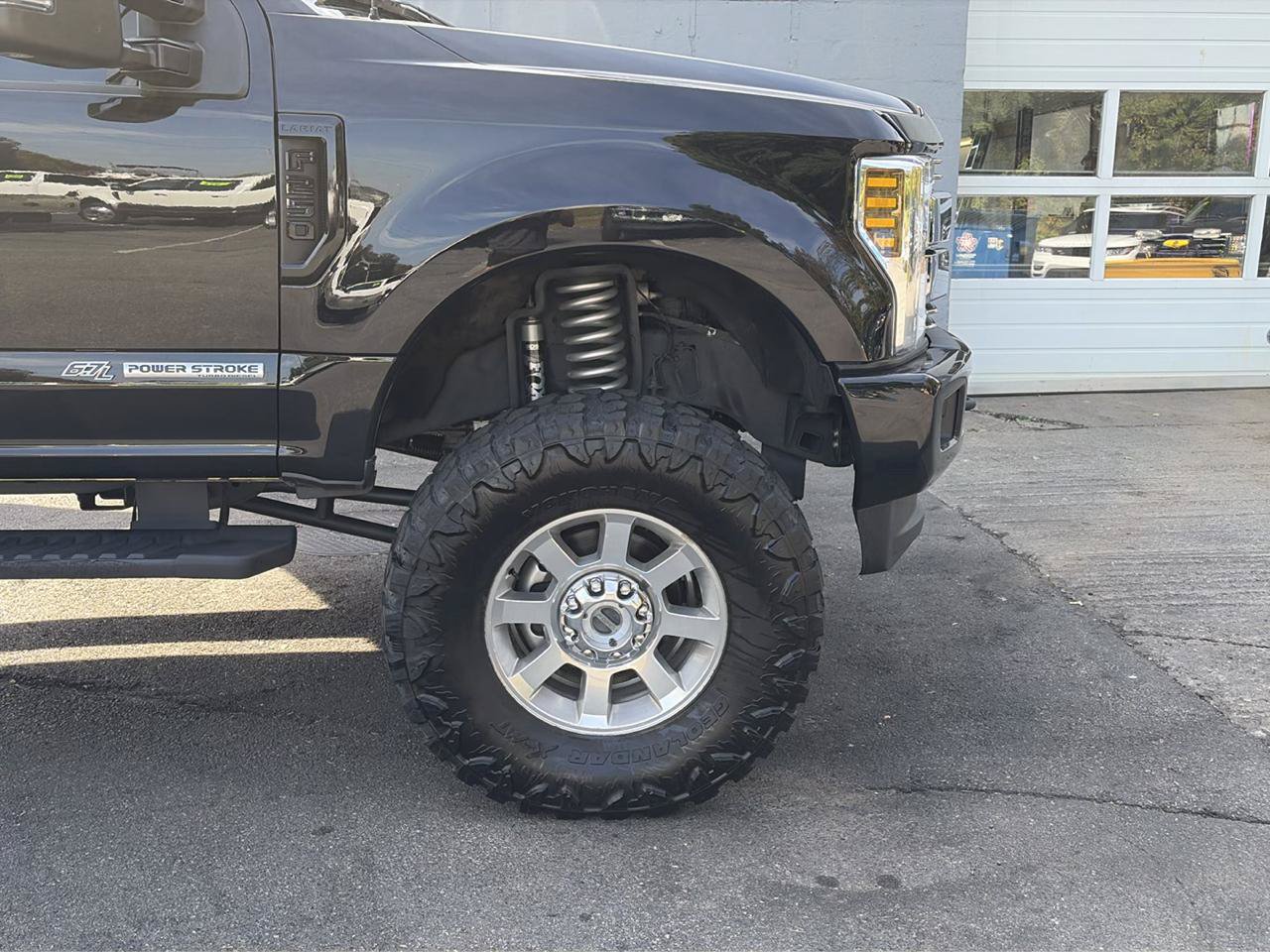 Used 2019 Ford F250 Lariat w/ Lariat Ultimate Package AWD/4WD image 18