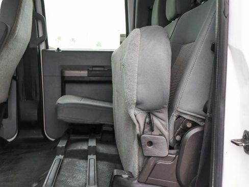 Used 2016 Ford F650 2WD Crew Cab Super Duty image 41