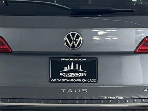 Used 2023 Volkswagen Taos SEL image 34