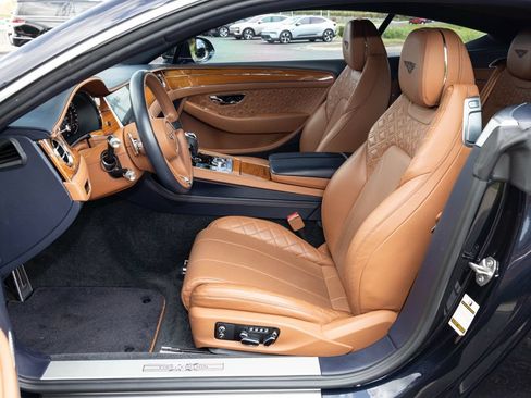Used 2020 Bentley Continental GT AWD/4WD image 30