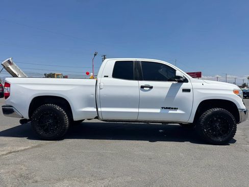 Used 2015 Toyota Tundra SR5 RWD image 11