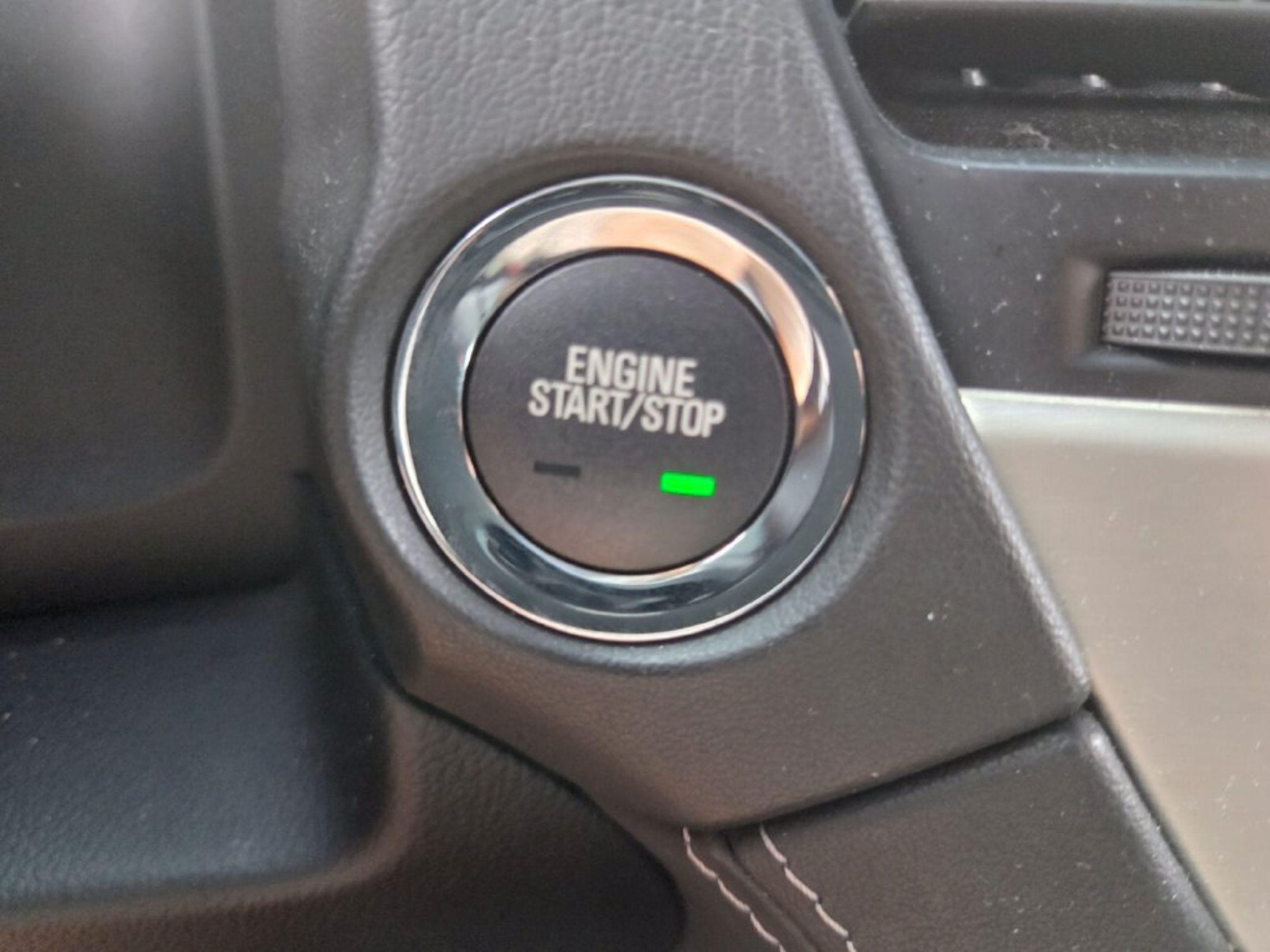 Used 2020 GMC Yukon Denali w/ Open Road Package AWD/4WD image 25