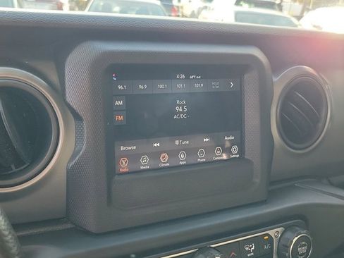 Used 2023 Jeep Gladiator Sport w/ Trailer Tow Package image 30