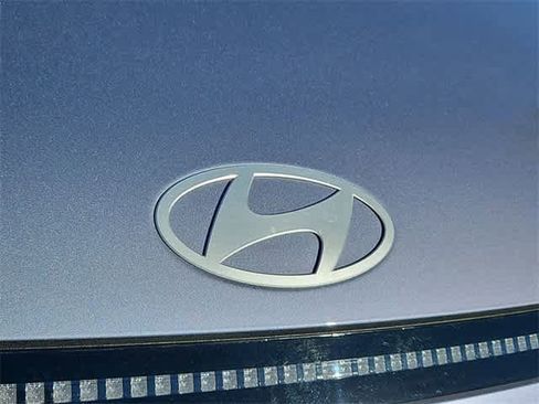 Certified 2024 Hyundai Kona SEL image 11