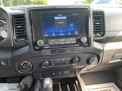 Used 2023 Nissan Frontier SV w/ Midnight Edition Package AWD/4WD image 12
