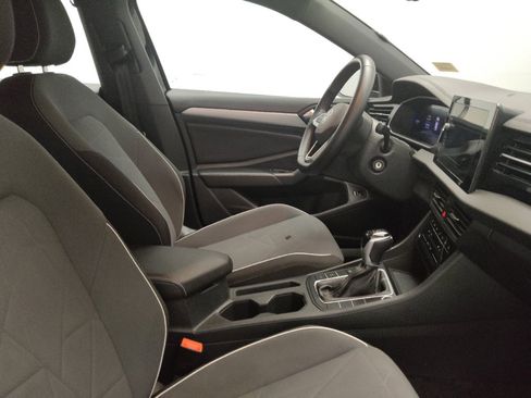 Used 2025 Volkswagen Jetta Sport image 21