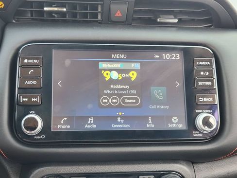 Used 2023 Nissan Kicks SR w/ SR Premium Package FWD image 13