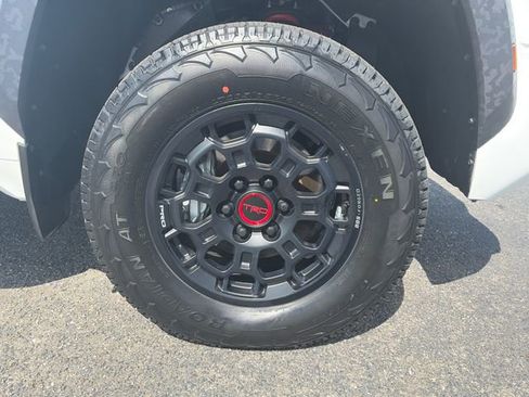 Used 2025 Toyota Tundra TRD Pro AWD/4WD image 11