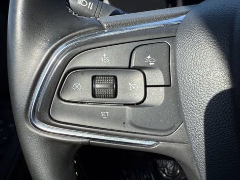 Used 2025 Buick Encore GX Preferred AWD/4WD image 16