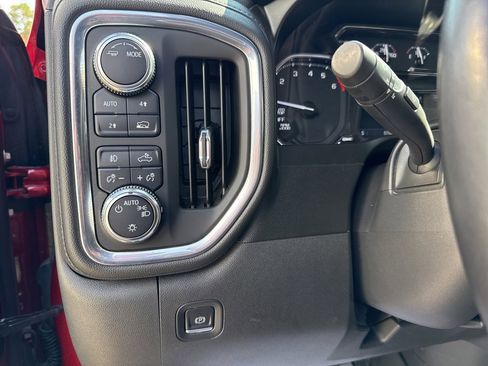 Used 2021 GMC Sierra 1500 Elevation w/ Preferred Package image 16