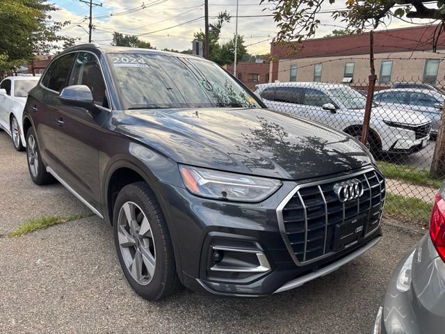 Certified 2024 Audi Q5 Premium AWD/4WD image 10