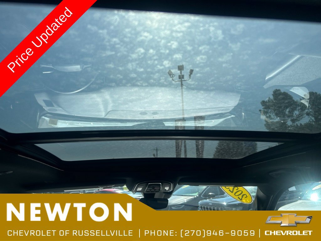 Used 2023 Jeep Wagoneer 4WD w/ Premium Group I image 22