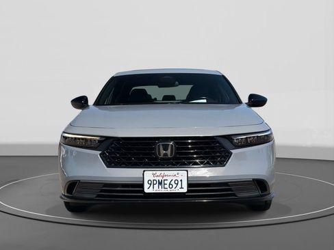 Used 2024 Honda Accord Sport image 2
