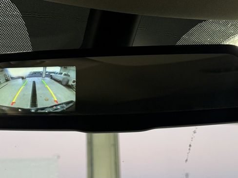 Used 2018 RAM 2500 Tradesman w/ Chrome Appearance Group image 24