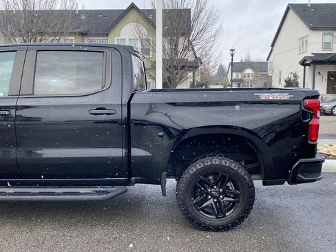 Used 2020 Chevrolet Silverado 1500 Custom Trail Boss w/ Custom Convenience Package image 4