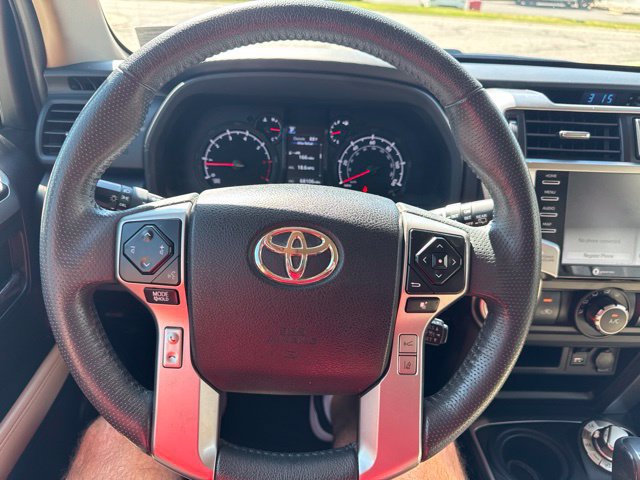 Used 2021 Toyota 4Runner SR5 Premium w/ Moonroof Package AWD/4WD image 16
