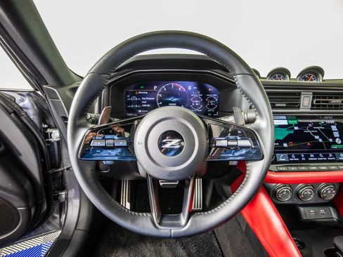 Used 2024 Nissan Z Performance w/ Floor Mat Package image 15