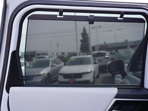 Used 2024 Mitsubishi Outlander SEL image 14