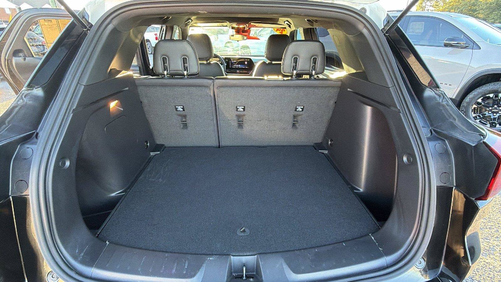 Used 2024 Chevrolet TrailBlazer ACTIV w/ Driver Confidence Package FWD image 13