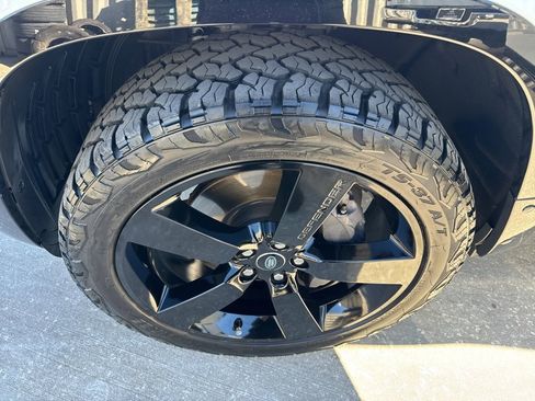 Used 2021 Land Rover Defender 90 X-Dynamic S image 20