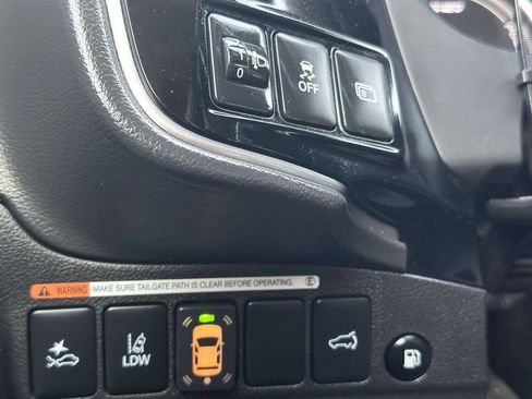 Used 2018 Mitsubishi Outlander GT image 30