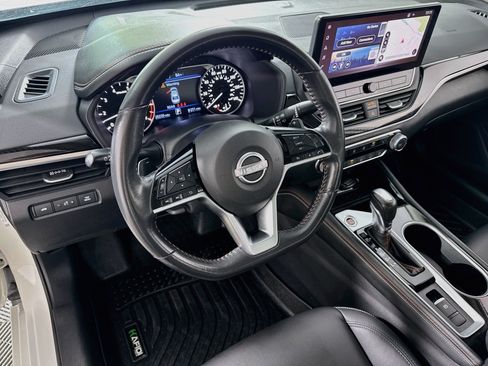 Used 2023 Nissan Altima 2.5 SR w/ SR Premium Package AWD/4WD image 21