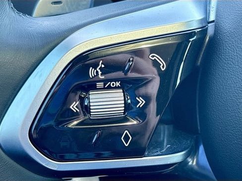 Used 2021 Jaguar F-PACE S image 37