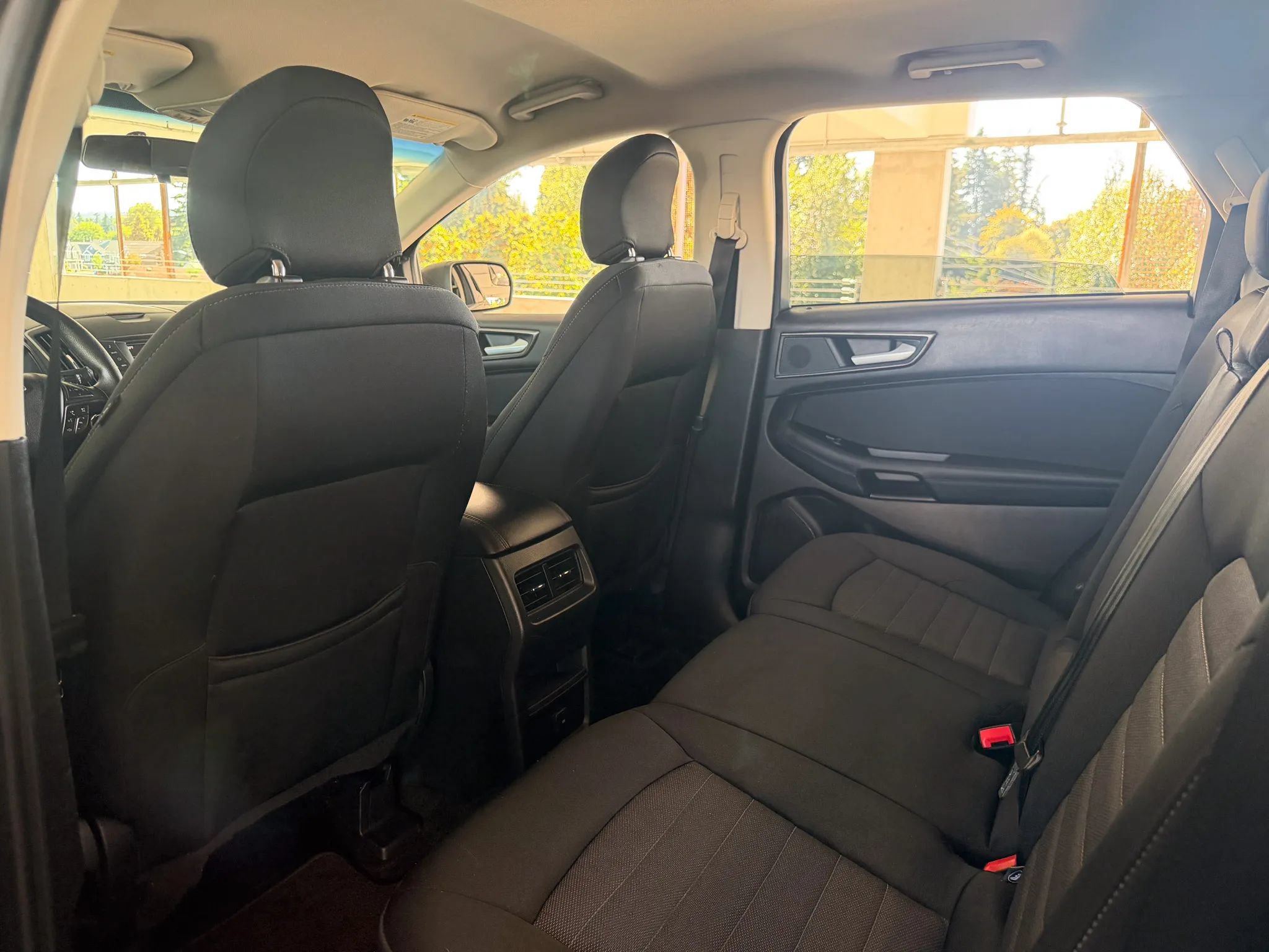 Used 2018 Ford Edge SE AWD/4WD image 18