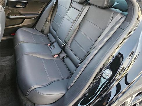Used 2025 Mercedes-Benz C 300 Sedan image 17