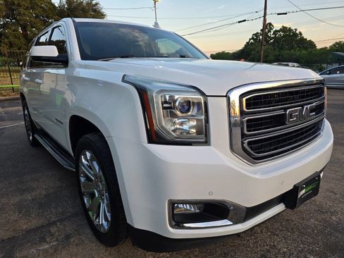 Used 2015 GMC Yukon SLT w/ HD Trailering Package image 3