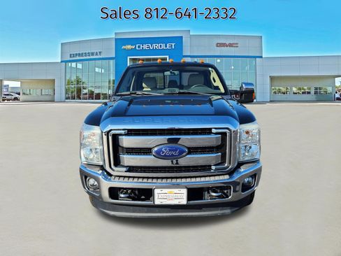 Used 2014 Ford F250 Lariat w/ Lariat Ultimate Package image 2