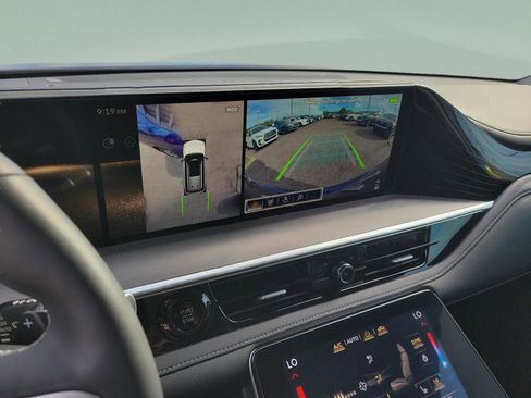 Certified 2025 INFINITI QX80 Luxe image 15