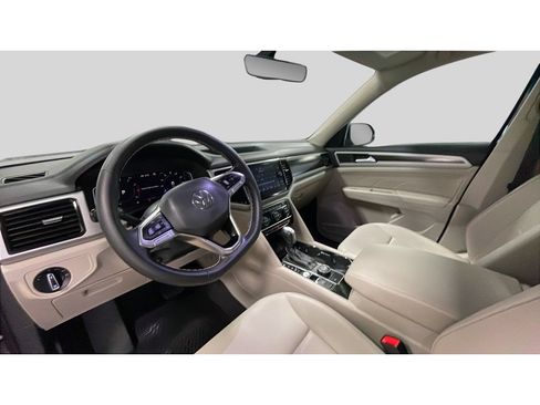 Used 2023 Volkswagen Atlas SE AWD/4WD image 12