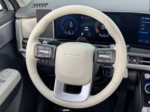 Used 2024 Hyundai Santa Fe SEL image 18