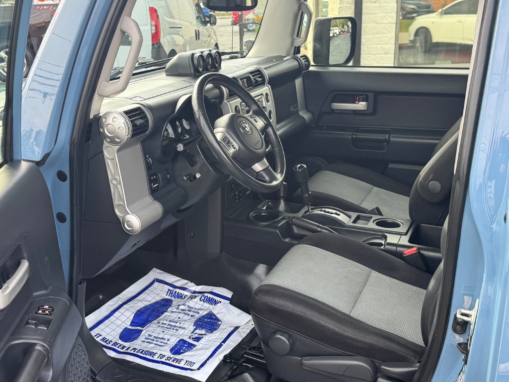 Used 2014 Toyota FJ Cruiser 4WD w/ Trail Teams Ultimate Edition image 13