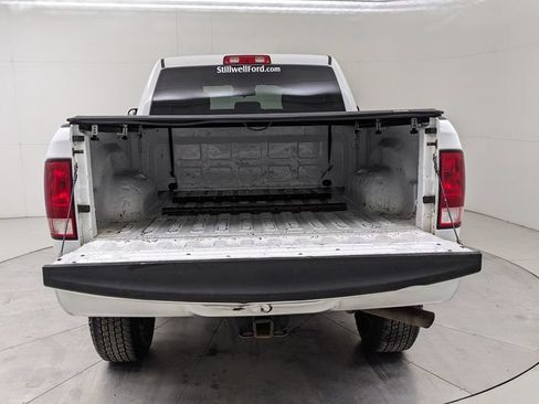 Used 2016 RAM 2500 Tradesman w/ Chrome Appearance Group AWD/4WD image 7