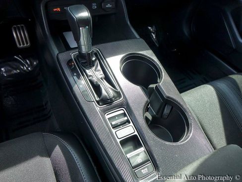 Used 2025 Honda Civic Sport image 19