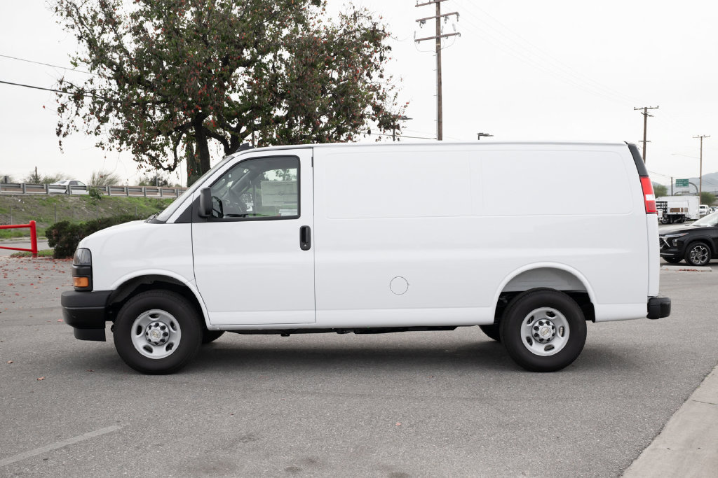 New 2025 Chevrolet Express 2500 w/ Driver Convenience Package RWD image 7