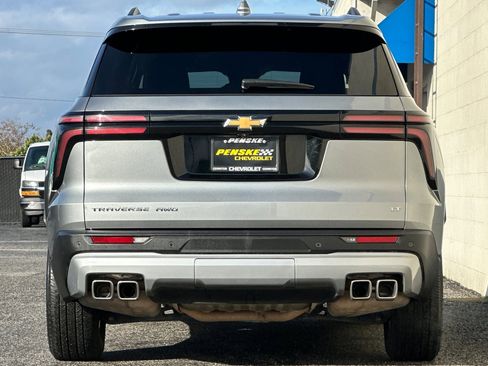 Certified 2024 Chevrolet Traverse LT image 5