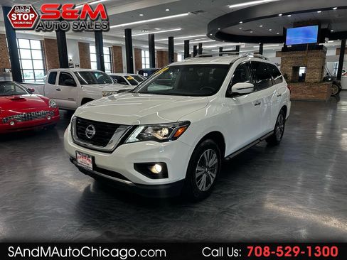 Used 2018 Nissan Pathfinder SV w/ SV Tech Package AWD/4WD image 1