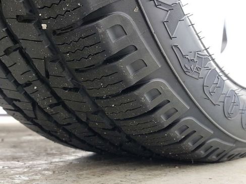 Used 2023 Chevrolet Tahoe Premier image 11