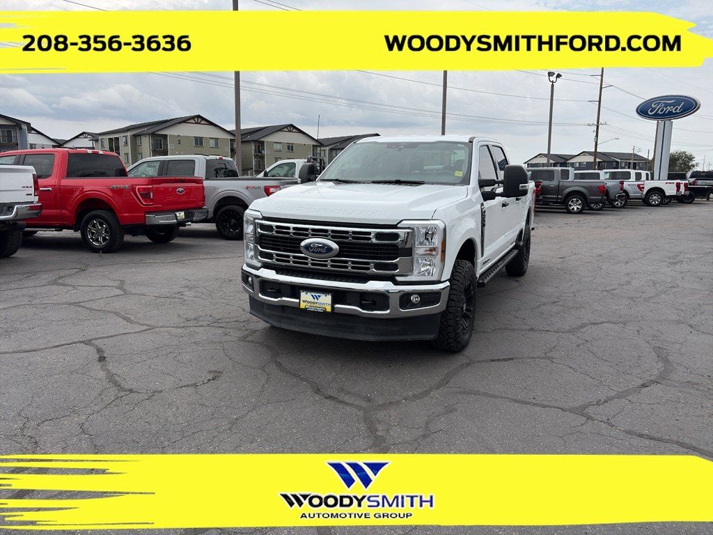 Used 2025 Ford F250 XLT AWD/4WD image 1
