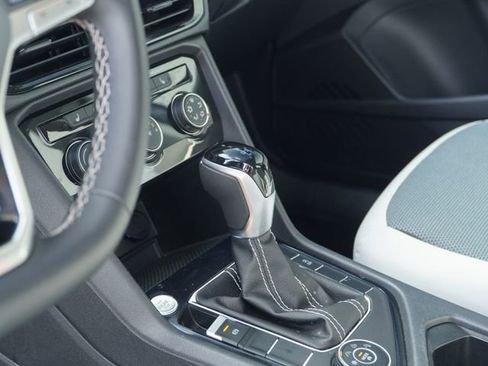 Used 2025 Volkswagen Taos S image 27