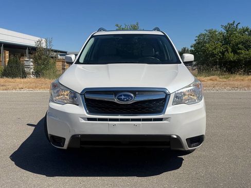 Used 2015 Subaru Forester 2.5i Premium AWD/4WD image 3