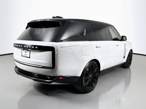 Used 2024 Land Rover Range Rover Long Wheelbase SE AWD/4WD image 5