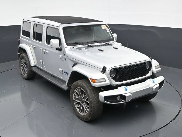 Used 2024 Jeep Wrangler High Altitude AWD/4WD image 37
