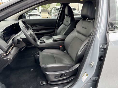 Certified 2024 Nissan Ariya AWD image 17